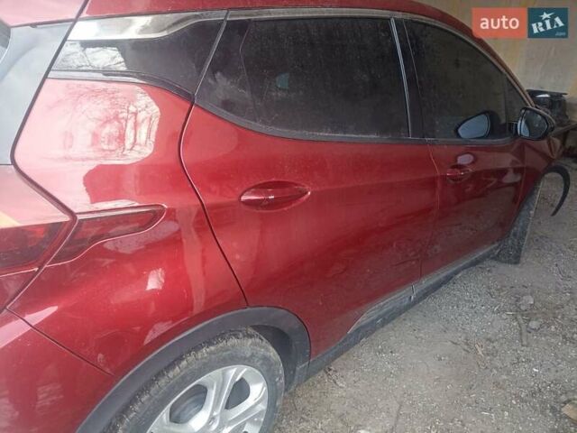 Красный Шевроле Bolt EV, объемом двигателя 0 л и пробегом 65 тыс. км за 6700 $, фото 5 на Automoto.ua