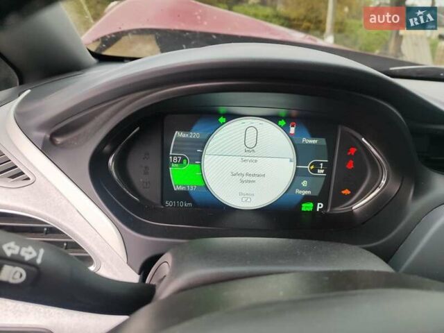 Красный Шевроле Bolt EV, объемом двигателя 0 л и пробегом 65 тыс. км за 6700 $, фото 11 на Automoto.ua