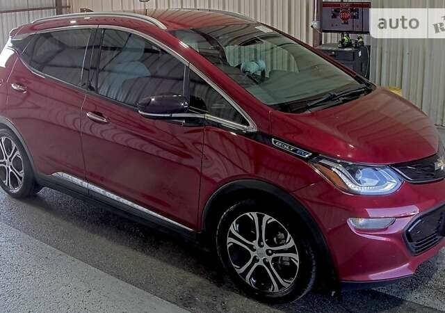 Красный Шевроле Bolt EV, объемом двигателя 0 л и пробегом 112 тыс. км за 19999 $, фото 14 на Automoto.ua