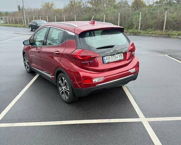 Красный Шевроле Bolt EV, объемом двигателя 0 л и пробегом 57 тыс. км за 17600 $, фото 5 на Automoto.ua