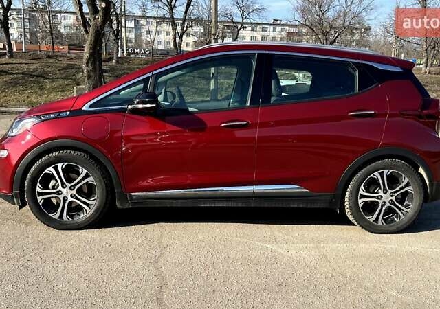 Красный Шевроле Bolt EV, объемом двигателя 0 л и пробегом 21 тыс. км за 16950 $, фото 11 на Automoto.ua