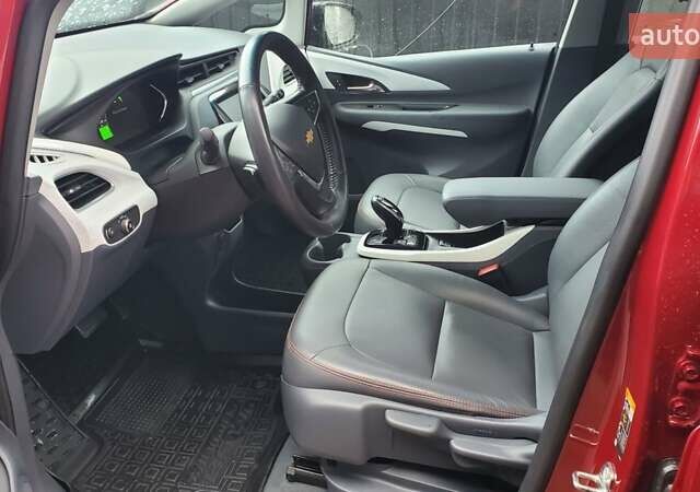 Красный Шевроле Bolt EV, объемом двигателя 0 л и пробегом 23 тыс. км за 17500 $, фото 17 на Automoto.ua