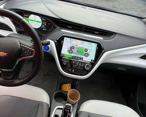 Красный Шевроле Bolt EV, объемом двигателя 0 л и пробегом 26 тыс. км за 15400 $, фото 9 на Automoto.ua