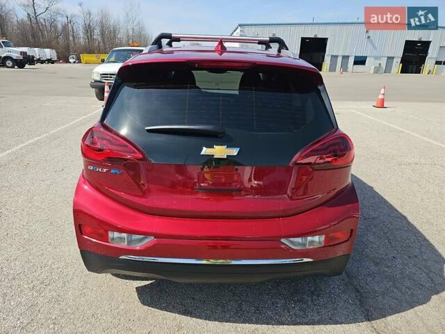 Красный Шевроле Bolt EV, объемом двигателя 0 л и пробегом 30 тыс. км за 7000 $, фото 4 на Automoto.ua