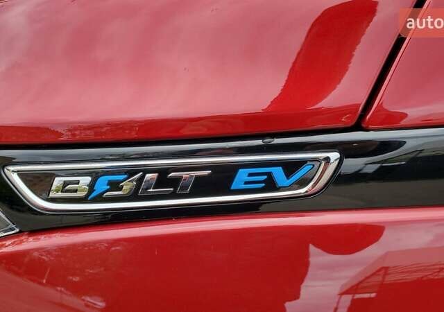 Красный Шевроле Bolt EV, объемом двигателя 0 л и пробегом 23 тыс. км за 17500 $, фото 12 на Automoto.ua