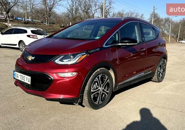 Красный Шевроле Bolt EV, объемом двигателя 0 л и пробегом 23 тыс. км за 17500 $, фото 1 на Automoto.ua