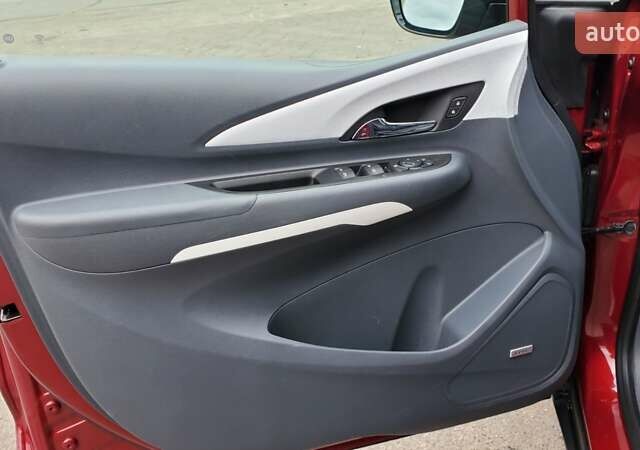 Красный Шевроле Bolt EV, объемом двигателя 0 л и пробегом 23 тыс. км за 17500 $, фото 20 на Automoto.ua