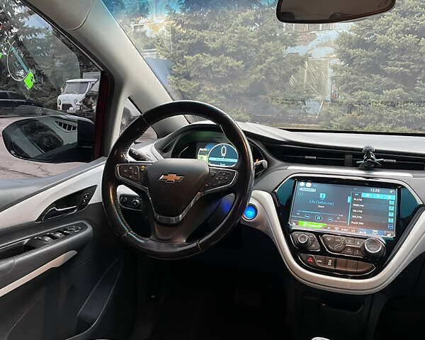 Красный Шевроле Bolt EV, объемом двигателя 0 л и пробегом 60 тыс. км за 16500 $, фото 12 на Automoto.ua