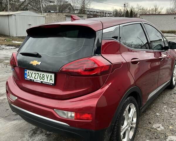 Красный Шевроле Bolt EV, объемом двигателя 0 л и пробегом 60 тыс. км за 18500 $, фото 4 на Automoto.ua