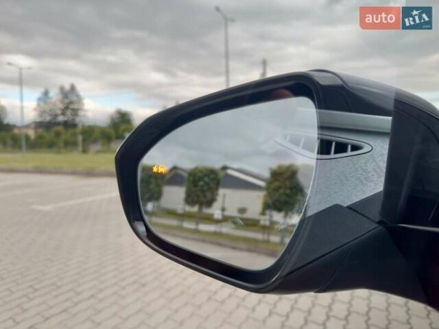 Красный Шевроле Bolt EV, объемом двигателя 0 л и пробегом 36 тыс. км за 16450 $, фото 14 на Automoto.ua