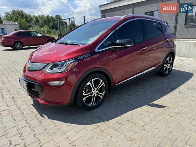 Красный Шевроле Bolt EV, объемом двигателя 0 л и пробегом 90 тыс. км за 16200 $, фото 2 на Automoto.ua
