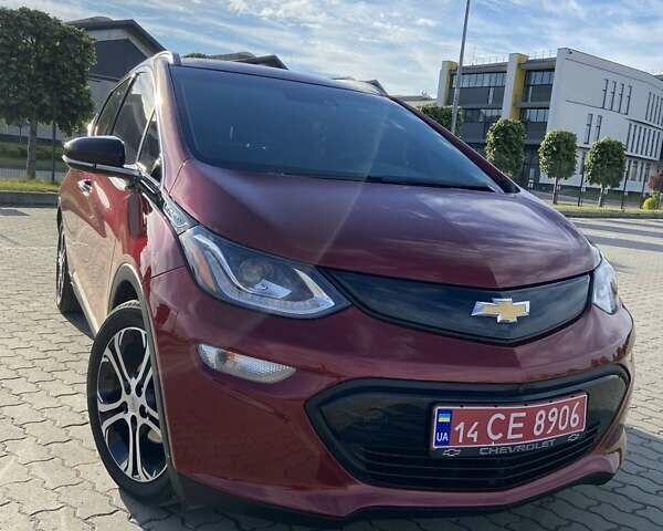 Красный Шевроле Bolt EV, объемом двигателя 0 л и пробегом 36 тыс. км за 16450 $, фото 2 на Automoto.ua