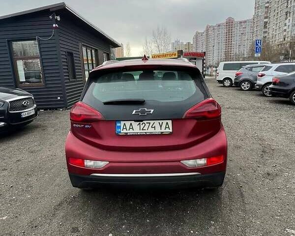 Красный Шевроле Bolt EV, объемом двигателя 0 л и пробегом 26 тыс. км за 15400 $, фото 3 на Automoto.ua
