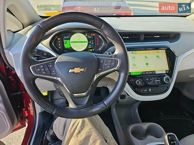 Красный Шевроле Bolt EV, объемом двигателя 0 л и пробегом 30 тыс. км за 7000 $, фото 7 на Automoto.ua