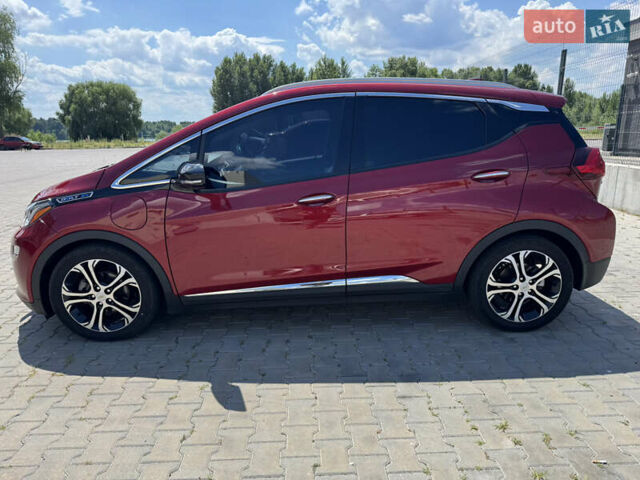 Красный Шевроле Bolt EV, объемом двигателя 0 л и пробегом 90 тыс. км за 16200 $, фото 5 на Automoto.ua