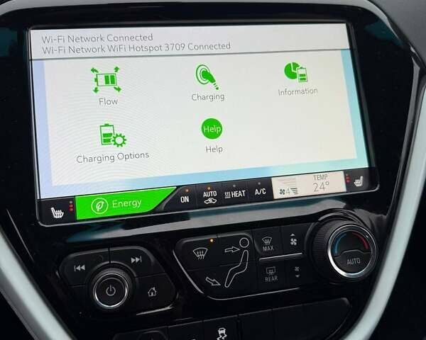 Красный Шевроле Bolt EV, объемом двигателя 0 л и пробегом 70 тыс. км за 16800 $, фото 18 на Automoto.ua