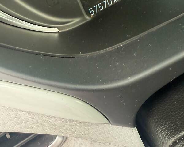 Красный Шевроле Bolt EV, объемом двигателя 0 л и пробегом 57 тыс. км за 17600 $, фото 16 на Automoto.ua