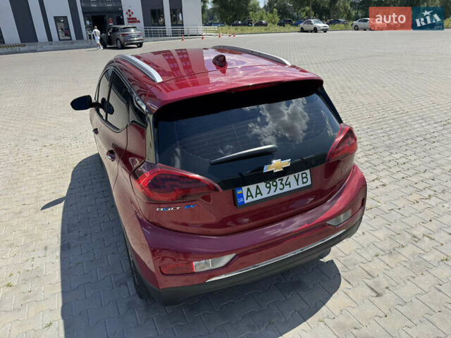 Красный Шевроле Bolt EV, объемом двигателя 0 л и пробегом 90 тыс. км за 16200 $, фото 11 на Automoto.ua
