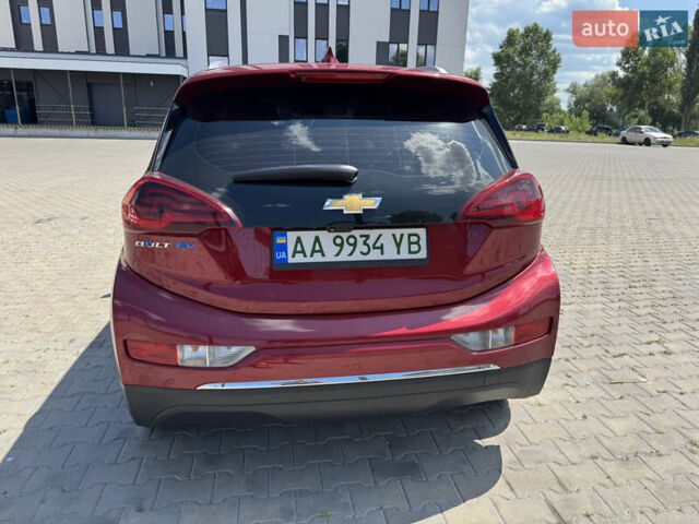 Красный Шевроле Bolt EV, объемом двигателя 0 л и пробегом 90 тыс. км за 16200 $, фото 12 на Automoto.ua
