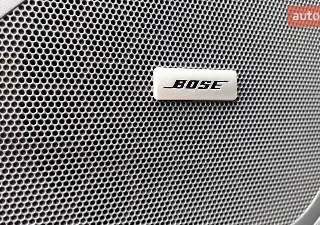 Красный Шевроле Bolt EV, объемом двигателя 0 л и пробегом 36 тыс. км за 16450 $, фото 26 на Automoto.ua