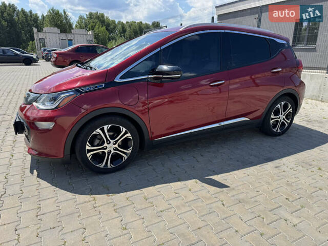 Красный Шевроле Bolt EV, объемом двигателя 0 л и пробегом 90 тыс. км за 16200 $, фото 3 на Automoto.ua