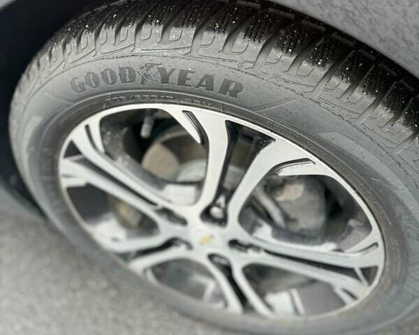 Красный Шевроле Bolt EV, объемом двигателя 0 л и пробегом 57 тыс. км за 17600 $, фото 17 на Automoto.ua