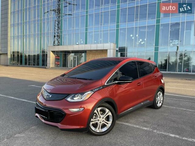 Красный Шевроле Bolt EV, объемом двигателя 0 л и пробегом 59 тыс. км за 18900 $, фото 3 на Automoto.ua
