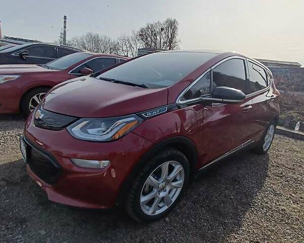 Красный Шевроле Bolt EV, объемом двигателя 0 л и пробегом 55 тыс. км за 16500 $, фото 4 на Automoto.ua