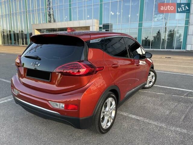 Красный Шевроле Bolt EV, объемом двигателя 0 л и пробегом 59 тыс. км за 18900 $, фото 10 на Automoto.ua