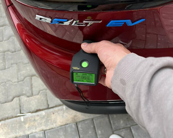 Красный Шевроле Bolt EV, объемом двигателя 0 л и пробегом 2 тыс. км за 25500 $, фото 23 на Automoto.ua