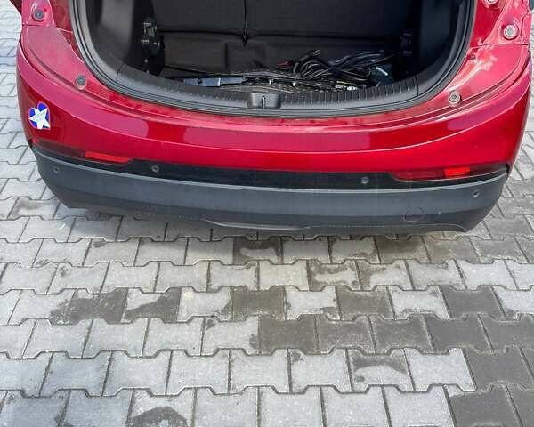 Красный Шевроле Bolt EV, объемом двигателя 0 л и пробегом 32 тыс. км за 12299 $, фото 14 на Automoto.ua