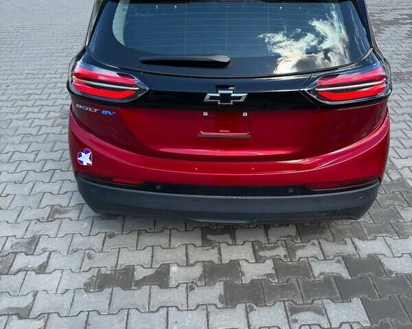 Красный Шевроле Bolt EV, объемом двигателя 0 л и пробегом 32 тыс. км за 12299 $, фото 6 на Automoto.ua