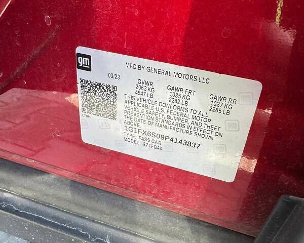 Красный Шевроле Bolt EV, объемом двигателя 0 л и пробегом 32 тыс. км за 12299 $, фото 41 на Automoto.ua