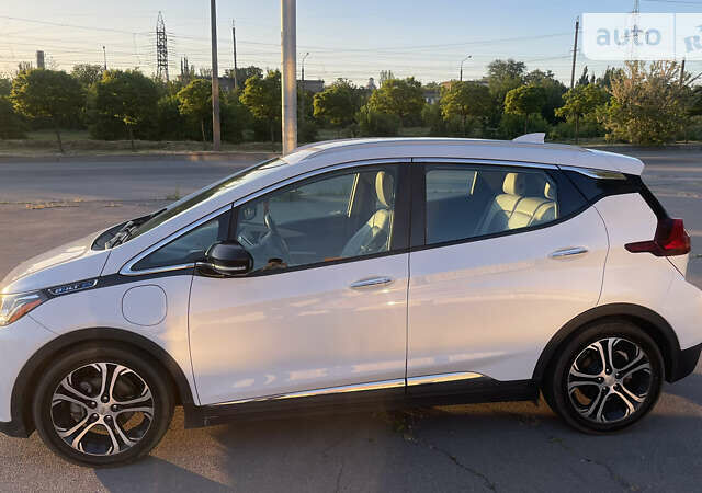 Шевроле Bolt EV, объемом двигателя 0 л и пробегом 207 тыс. км за 14800 $, фото 3 на Automoto.ua