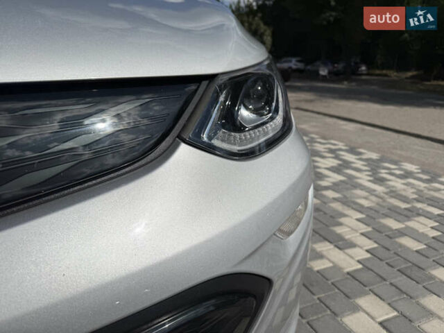Шевроле Bolt EV, объемом двигателя 0 л и пробегом 104 тыс. км за 15700 $, фото 95 на Automoto.ua