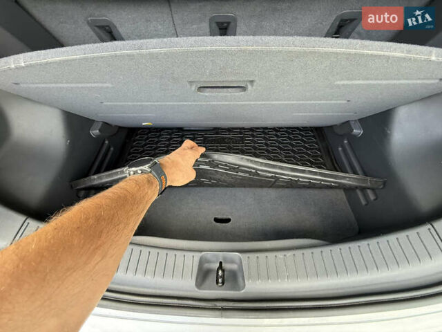 Шевроле Bolt EV, объемом двигателя 0 л и пробегом 104 тыс. км за 15700 $, фото 80 на Automoto.ua