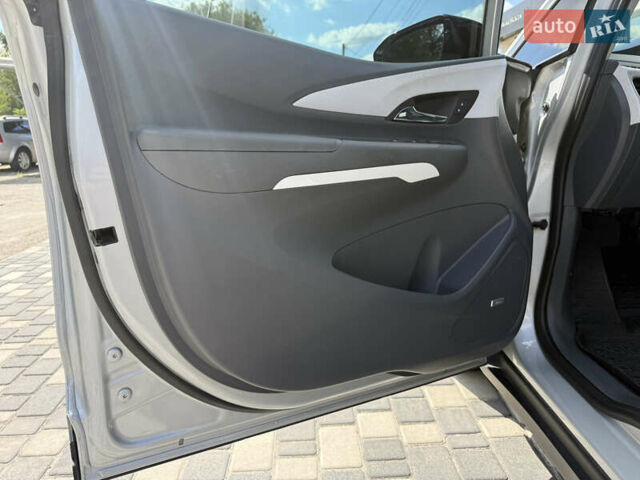 Шевроле Bolt EV, объемом двигателя 0 л и пробегом 104 тыс. км за 15700 $, фото 92 на Automoto.ua