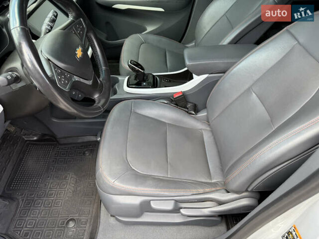 Шевроле Bolt EV, объемом двигателя 0 л и пробегом 104 тыс. км за 15700 $, фото 89 на Automoto.ua