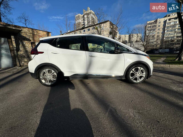 Шевроле Bolt EV, объемом двигателя 0 л и пробегом 180 тыс. км за 10900 $, фото 4 на Automoto.ua