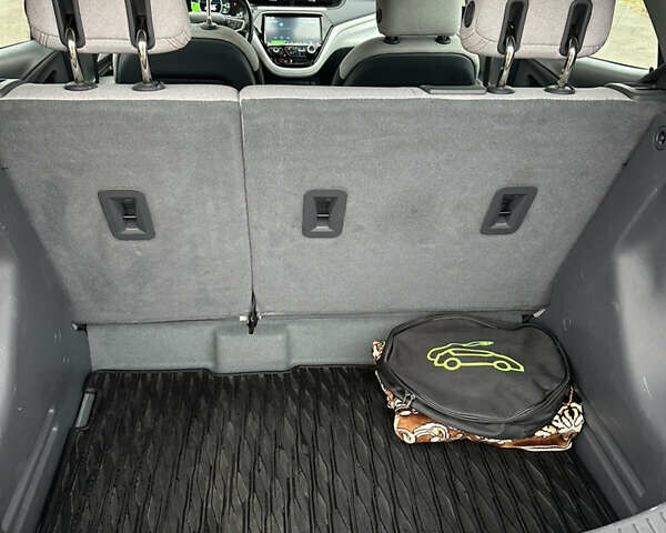 Шевроле Bolt EV, объемом двигателя 0 л и пробегом 79 тыс. км за 14400 $, фото 12 на Automoto.ua
