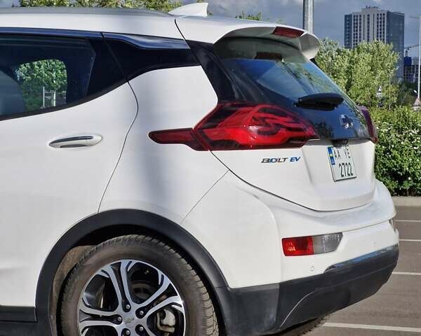 Шевроле Bolt EV, объемом двигателя 0 л и пробегом 85 тыс. км за 13300 $, фото 6 на Automoto.ua