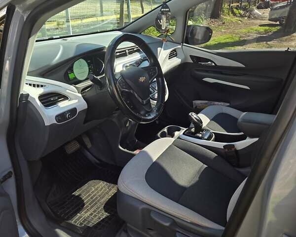 Шевроле Bolt EV, объемом двигателя 0 л и пробегом 57 тыс. км за 17800 $, фото 10 на Automoto.ua