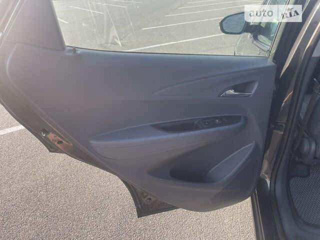 Шевроле Bolt EV, объемом двигателя 0 л и пробегом 52 тыс. км за 17500 $, фото 18 на Automoto.ua