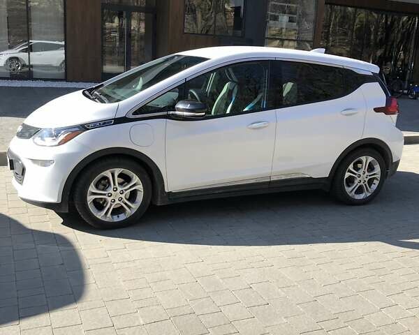 Шевроле Bolt EV, объемом двигателя 0 л и пробегом 49 тыс. км за 16900 $, фото 2 на Automoto.ua