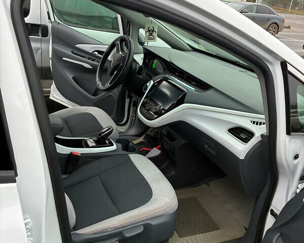 Шевроле Bolt EV, объемом двигателя 0 л и пробегом 22 тыс. км за 16300 $, фото 11 на Automoto.ua