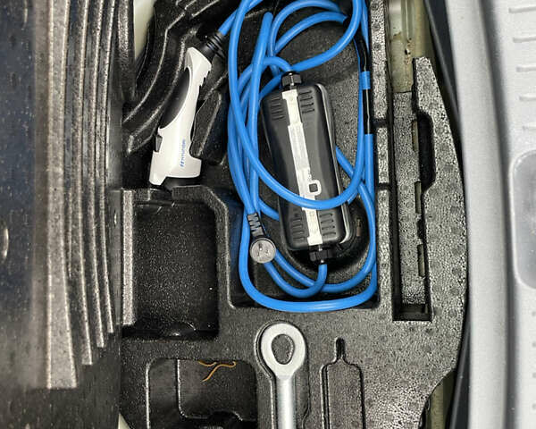 Шевроле Bolt EV, объемом двигателя 0 л и пробегом 33 тыс. км за 17900 $, фото 66 на Automoto.ua