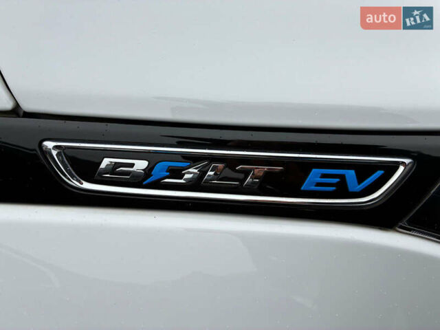 Шевроле Bolt EV, объемом двигателя 0 л и пробегом 22 тыс. км за 16300 $, фото 7 на Automoto.ua