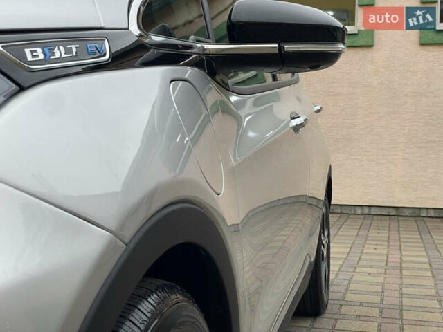 Шевроле Bolt EV, объемом двигателя 0 л и пробегом 33 тыс. км за 17900 $, фото 19 на Automoto.ua