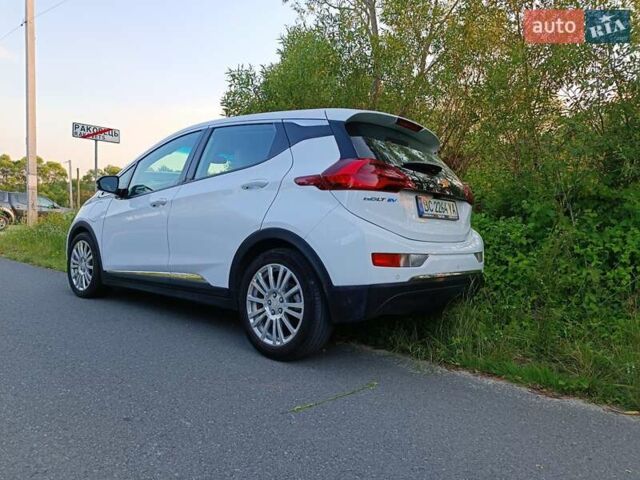 Шевроле Bolt EV, объемом двигателя 0 л и пробегом 53 тыс. км за 23900 $, фото 3 на Automoto.ua