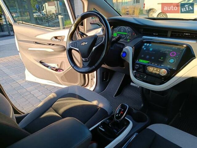Шевроле Bolt EV, объемом двигателя 0 л и пробегом 53 тыс. км за 23900 $, фото 25 на Automoto.ua